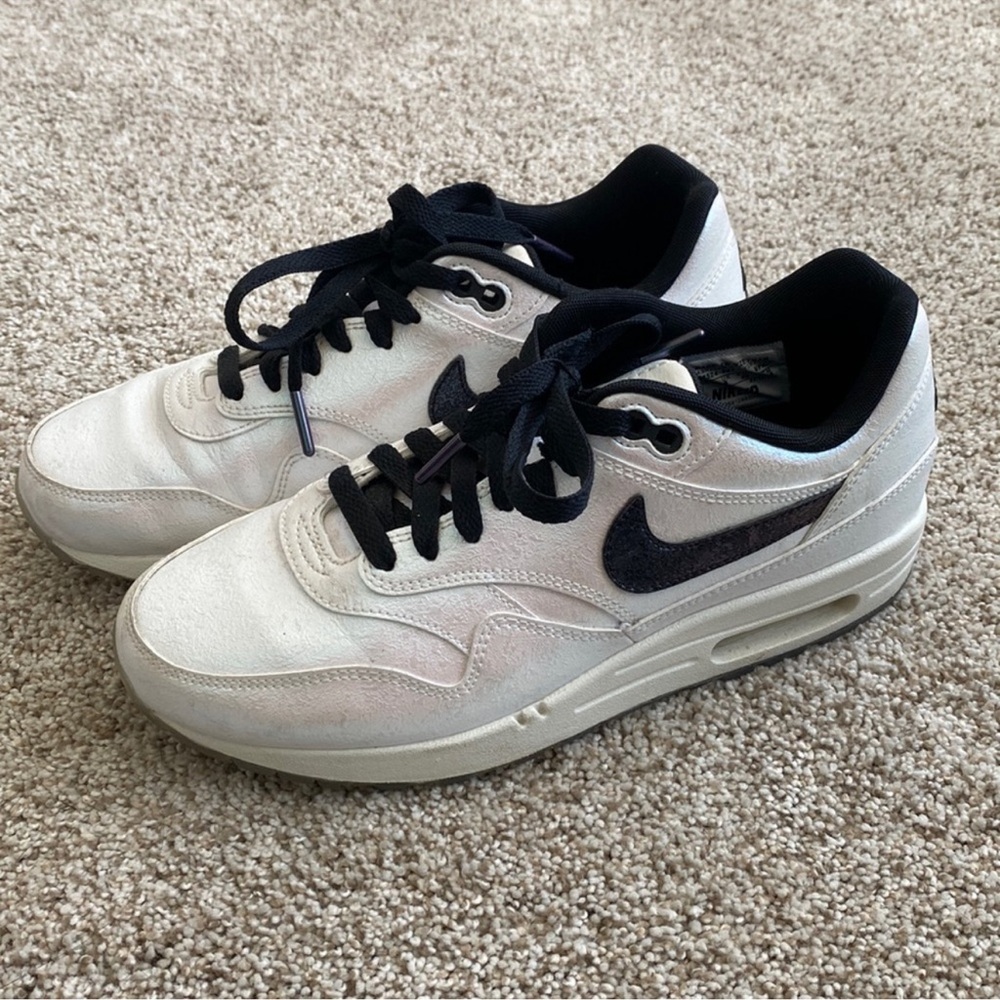 Nike Air Max 1 premium ID “iridescent”
